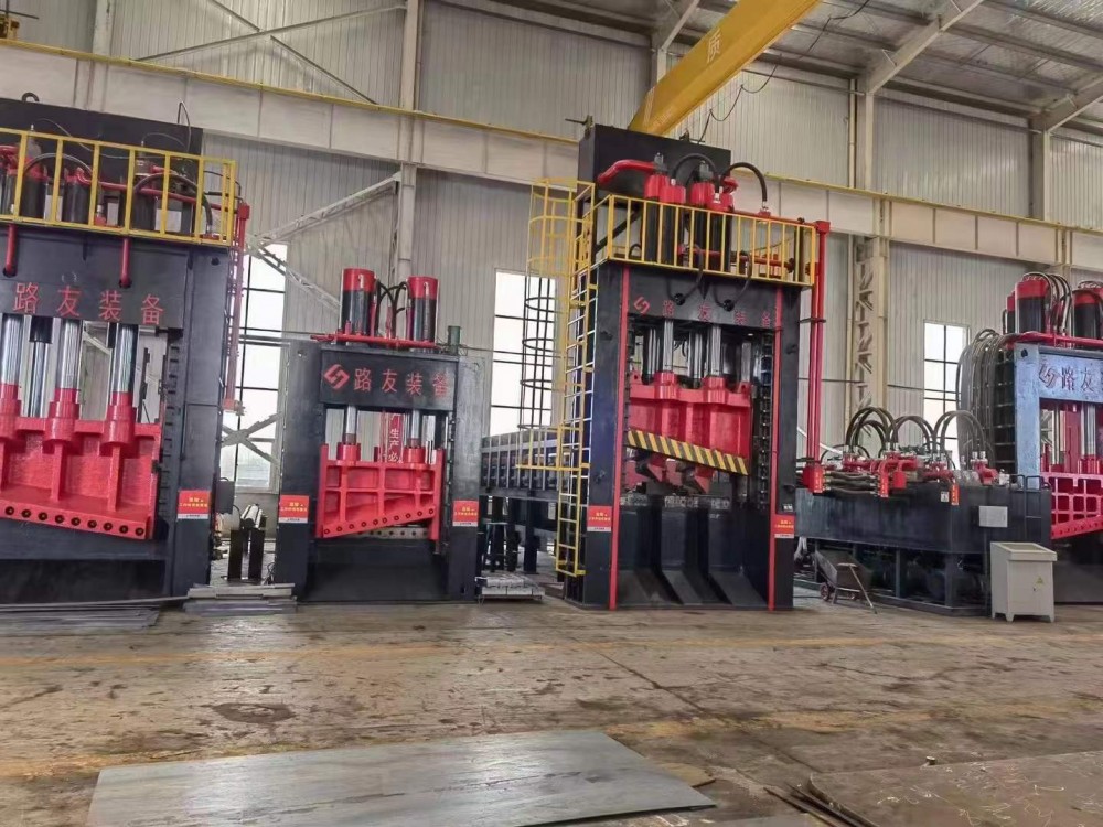 全自動液壓龍門剪,管鐵 輕薄料剪切機(jī)